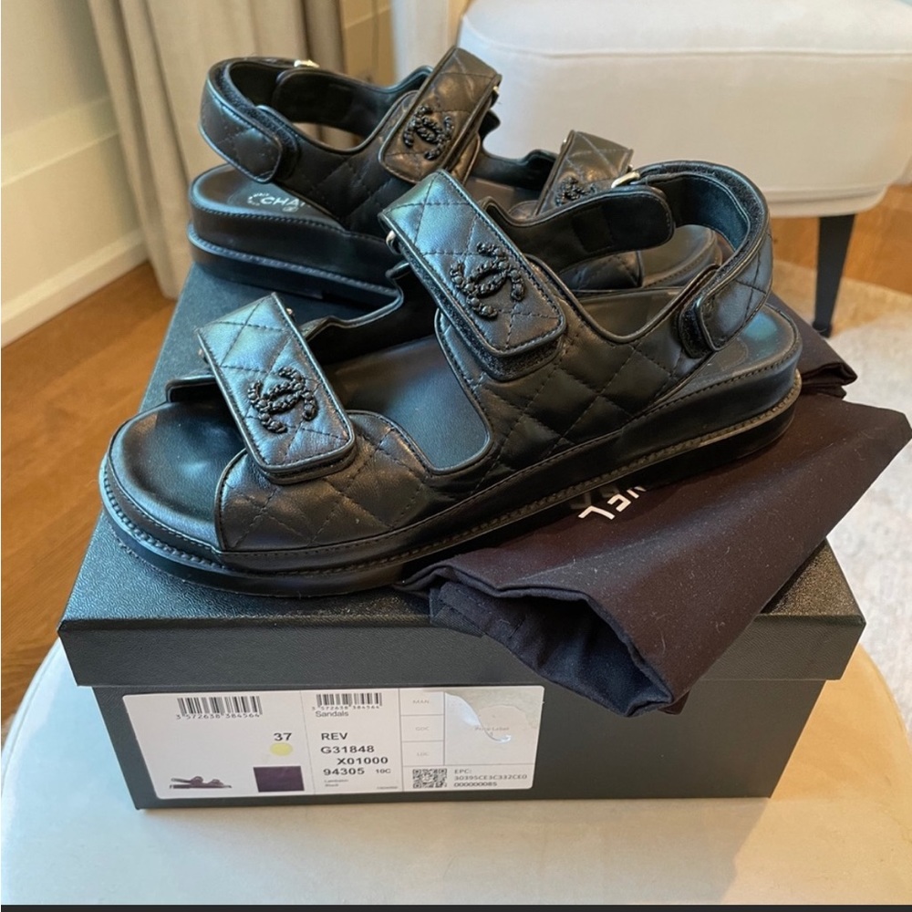 Chanel leather Dad sandals, impossible to find!!!
